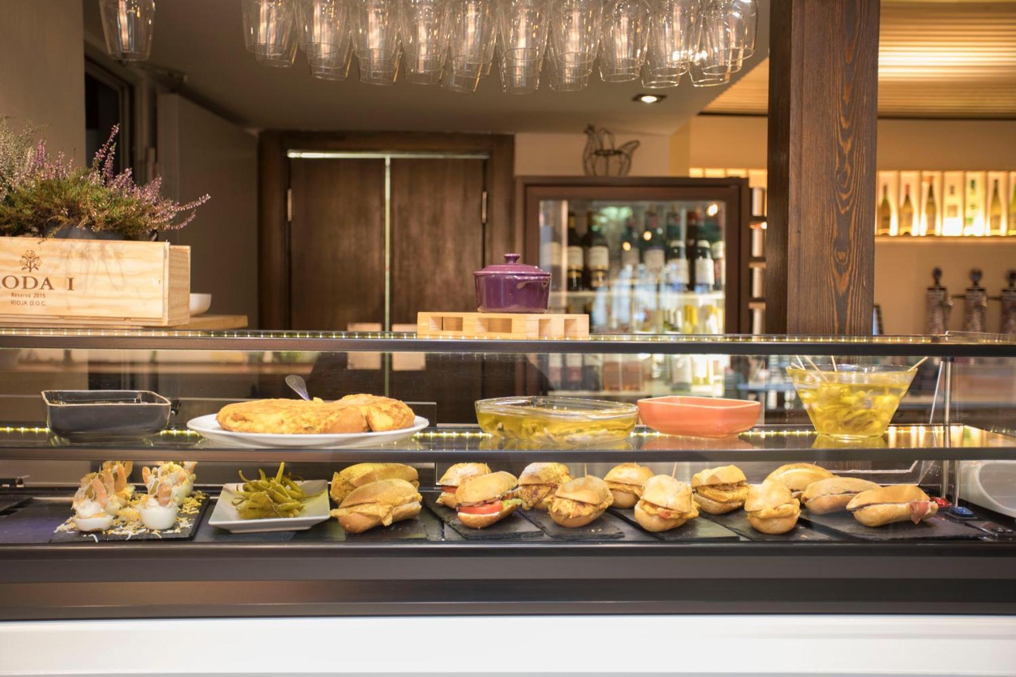 Hotel Arrope อาโร ภายนอก รูปภาพ